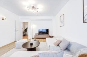 City Center Comfort Workspace and Smart TV